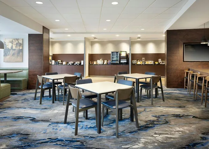 Fairfield Inn & Suites By Marriott Bowling Green