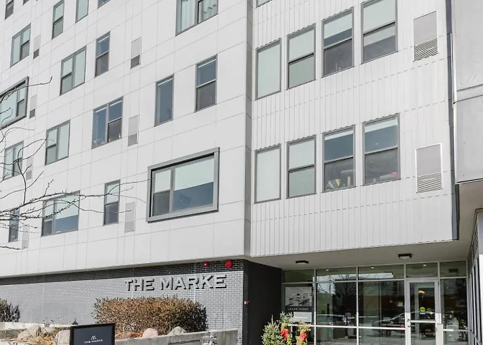 Elmhurst 1Br W Lounge Pool Gym Nr Metra Chi-863