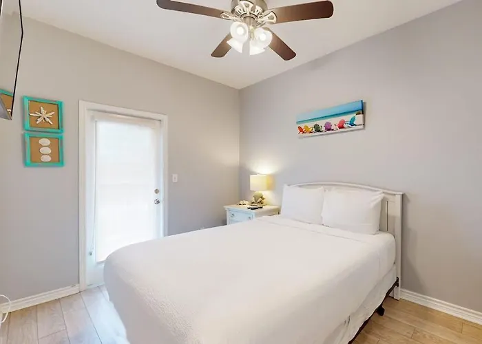 Gulfside Condominiums 14 Port Aransas Condo 1A Unit 14