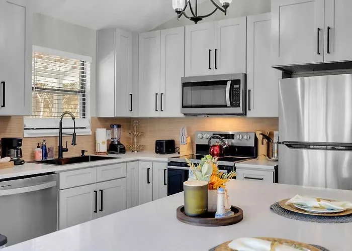 Sunny Retreat Near Golf Courses And Mayo Clinic