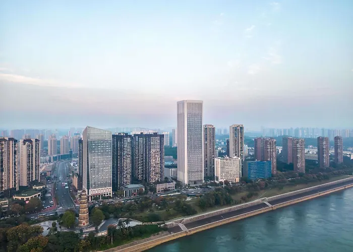 Grand Mercure Yichang Waitan
