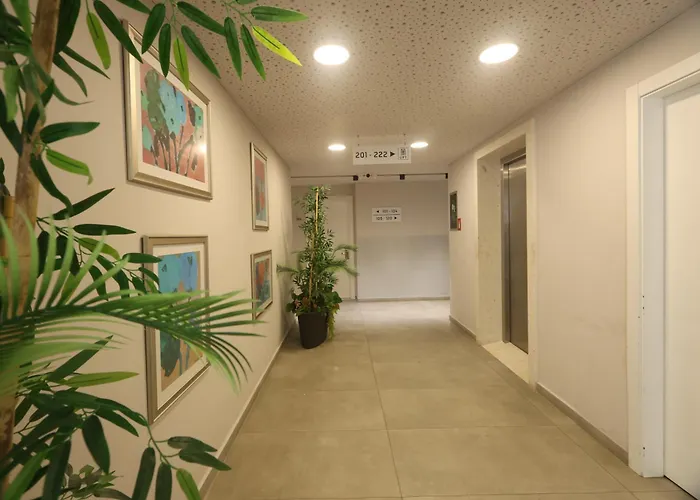 Metro Hotel Terminal