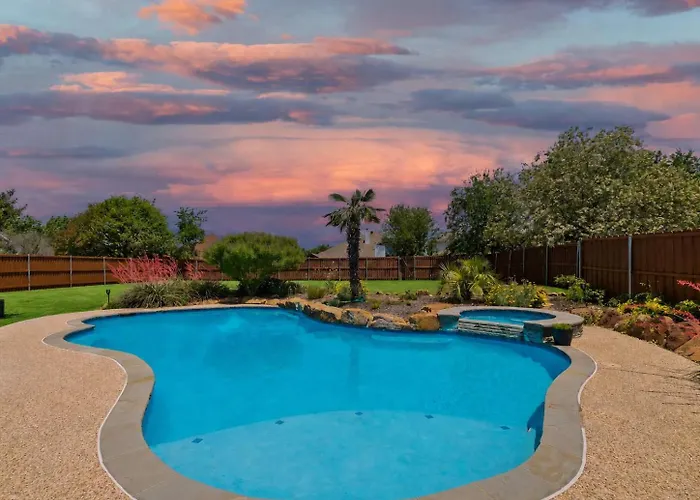 Southern Charm & Luxury Living - Bbq & Pool
