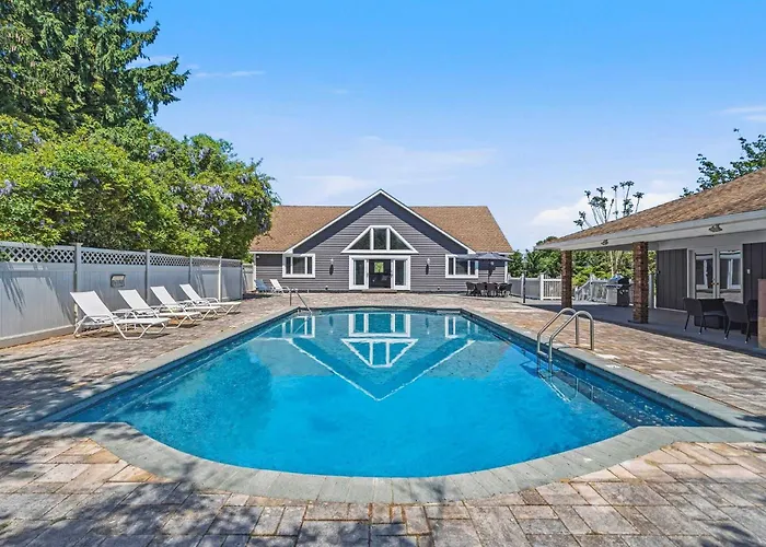 Southampton 4Br Pool, Game Room