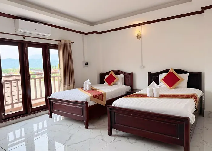 Vangvieng Sisavang Mountain View Hotel