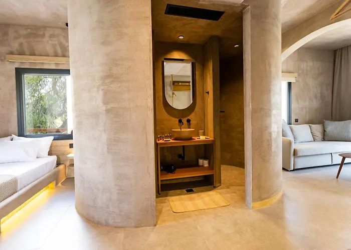 Medusa Luxury Suites