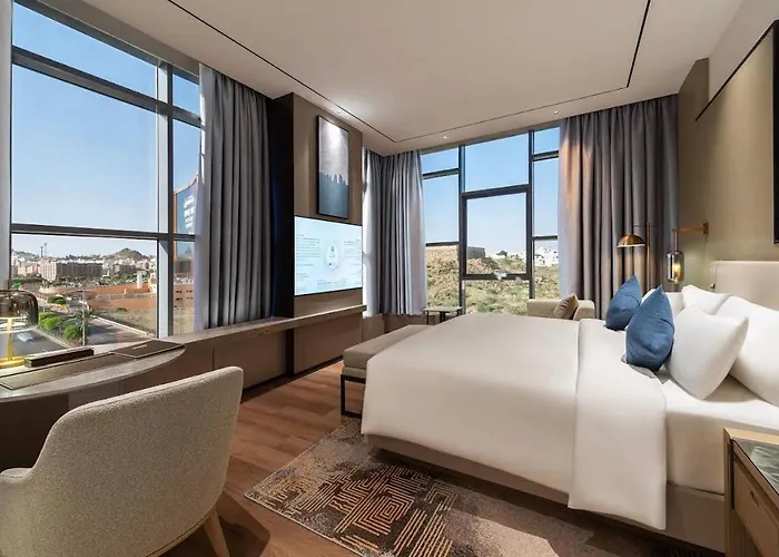 Golden Sayf Alula