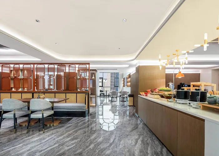 Atour Hotel Quanzhou Jinjiang Sunshine Plaza