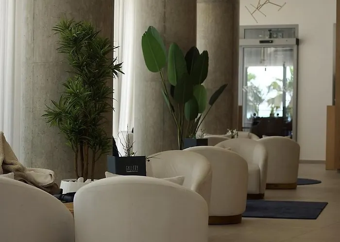 Hotel Ponta Plaza Conference & Spa