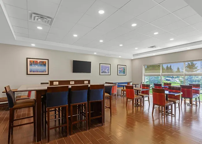 Comfort Inn & Suites