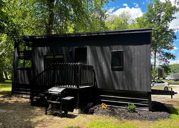 Pine Creek Cabins & Camping Resort