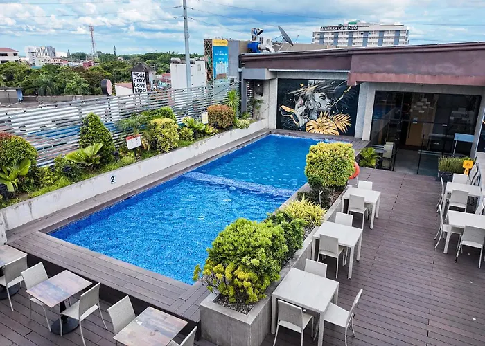 Jet Hotel Lipa City