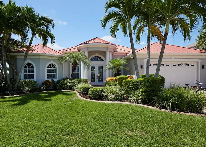 Cape Serenity- Premier Waterfront Villa With Kayaks And Bikes