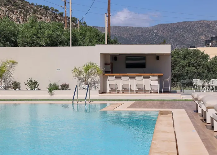 Filia Luxury Suites