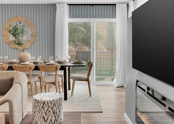 4 Bedroom L 11 Guests L Peaceful L Kids Room