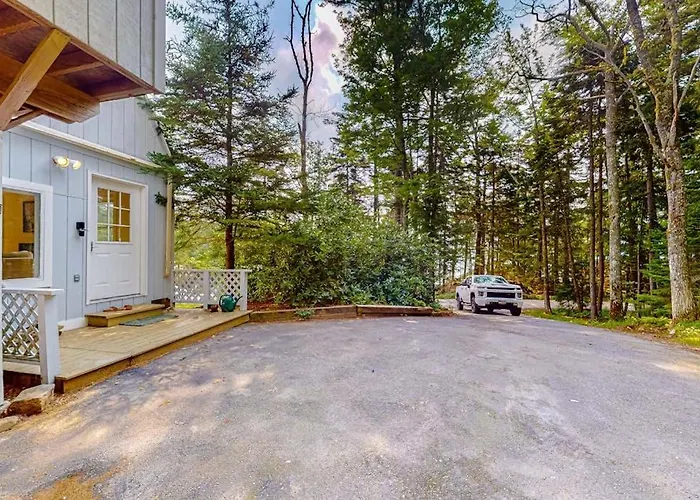 Two Separate Dog-Friendly Homes With Water Views