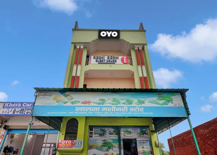 Oyo Flagship Nitin Guest House