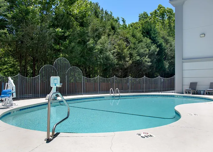 Spark By Hilton Asheville Blue Ridge Parkway