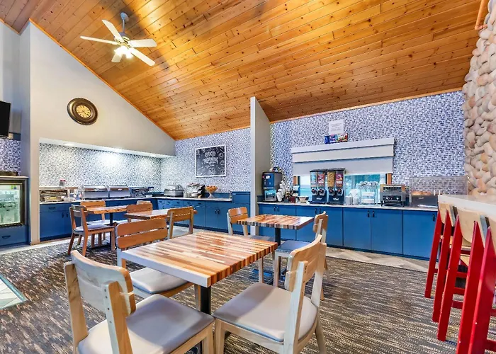 Americinn By Wyndham Wisconsin Dells