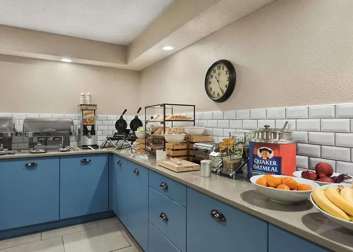 Country Inn & Suites By Radisson, Ankeny - Des Moines