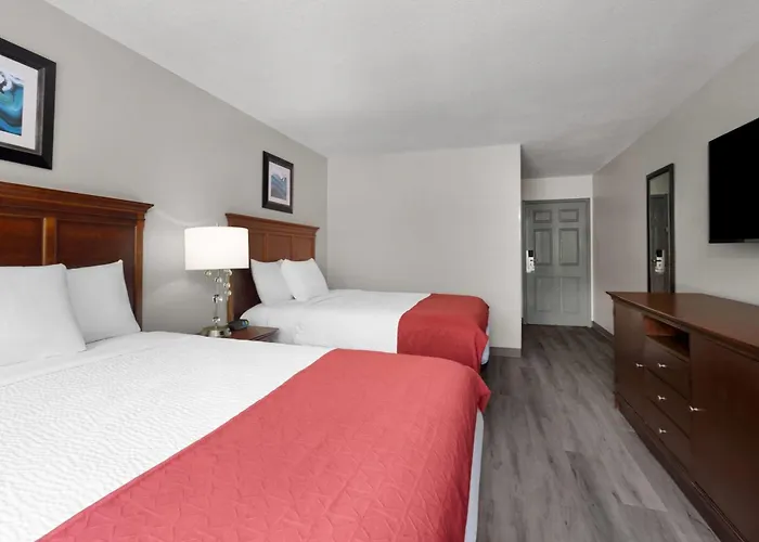 Baymont Inn & Suites By Wyndham Morrow - Atlanta I-75 South