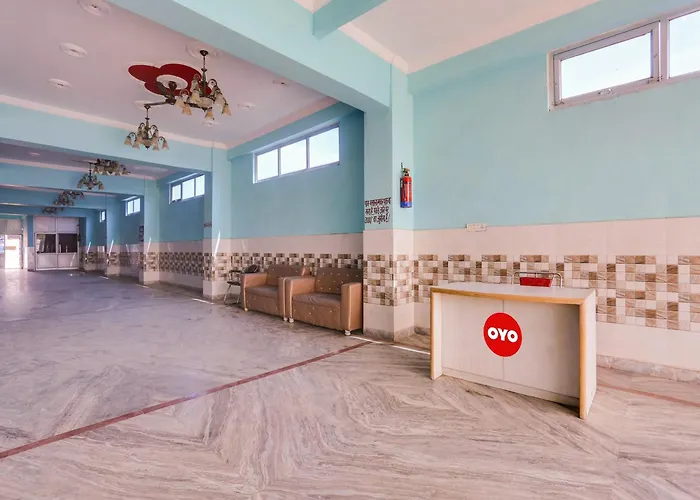 Oyo Flagship Radhe Radhe Hotels