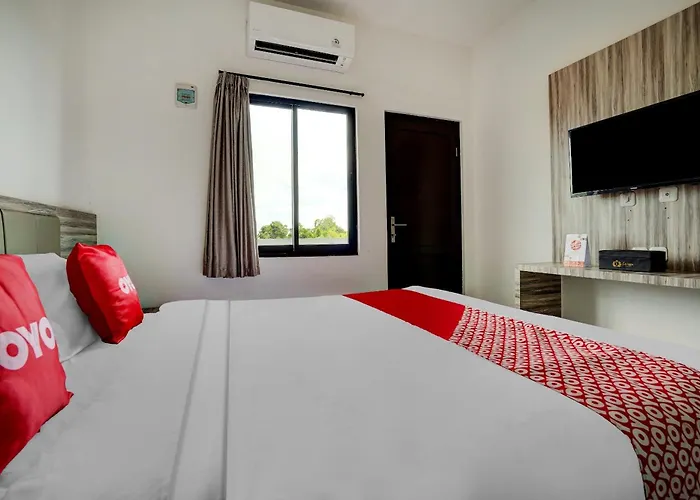 Oyo Capital O 90164 La'Rissa Residence