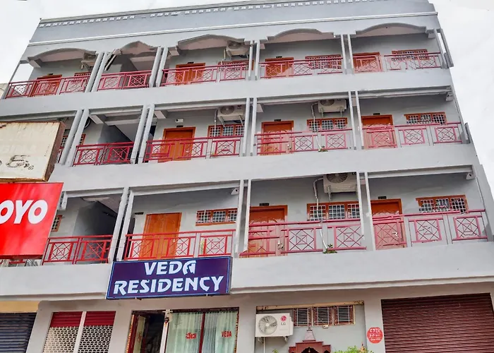 Hotel O Veda Residency