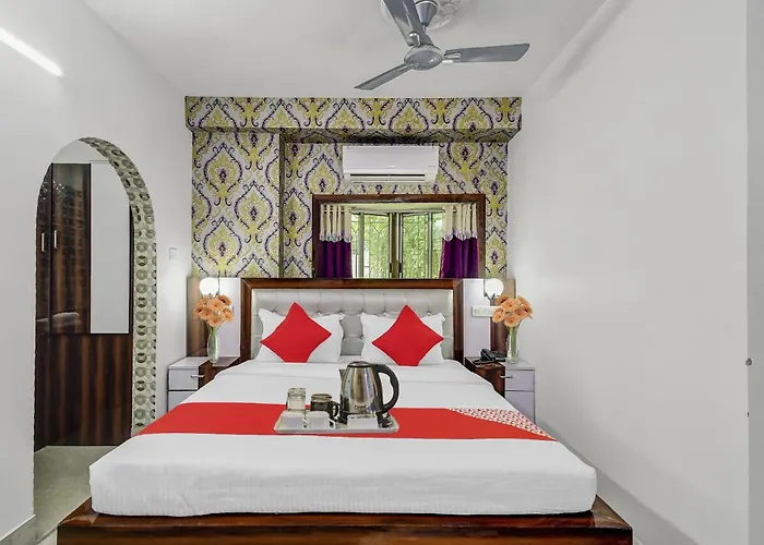 Hotel O Starlight Guest House