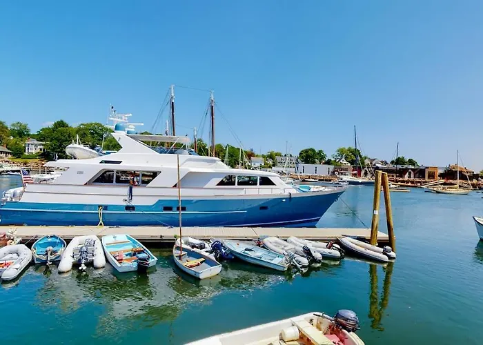 Two-Story Home Steps From Laite Beach - Stroll To The Harbor, 1 Dog Welcome