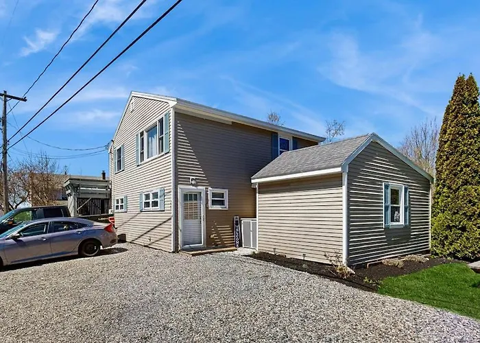 Well-Located, Dog-Friendly Home - Walk To Footbridge & Barrett Park