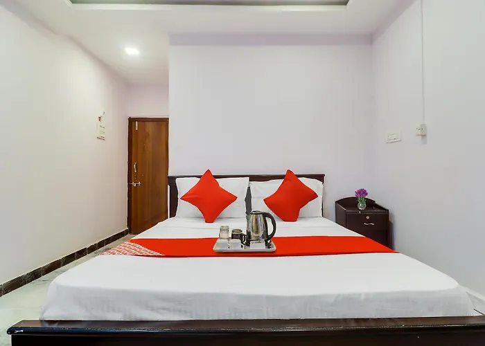 Hotel O Lahari Luxorious Rooms