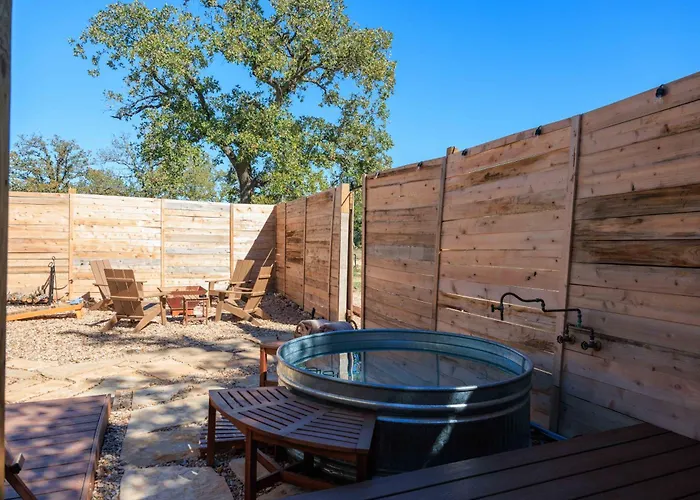 Romantic Tiny Luxury Retreat W Heated Pool, Sauna N Outdoor Shower In Wimberley 10 Acres