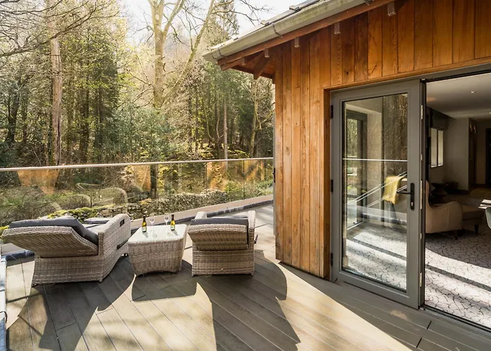 Lodore Falls Hotel & Spa