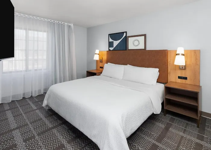 Staybridge Suites Lansing-Okemos By Ihg