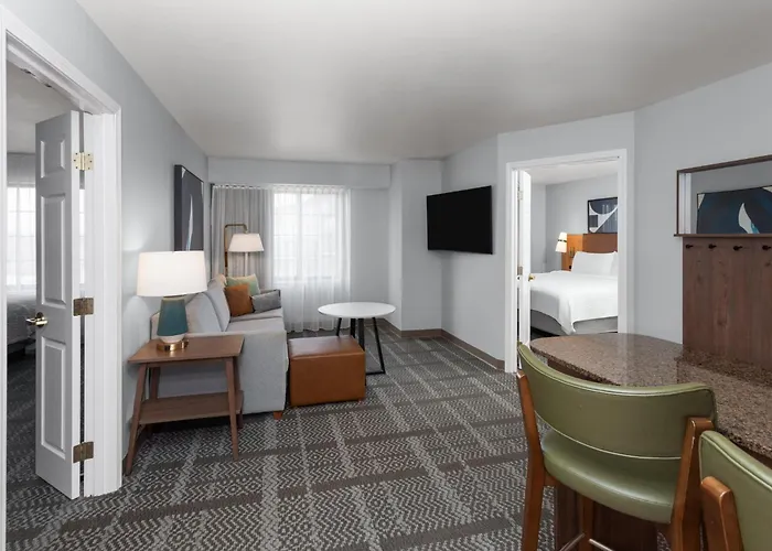 Staybridge Suites Lansing-Okemos By Ihg