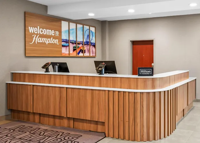 Hampton Inn & Suites National Harbor-Newly Renovated