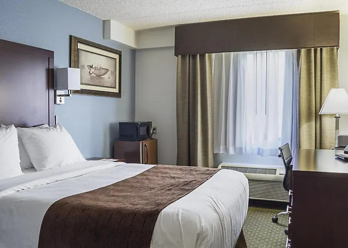 Quality Inn & Suites Clackamas - Portland