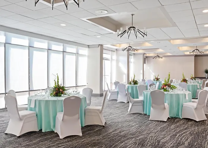 Crowne Plaza Melbourne-Oceanfront By Ihg