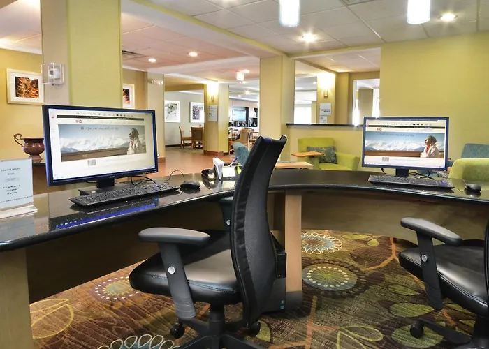 Holiday Inn Express & Suites High Point South By Ihg
