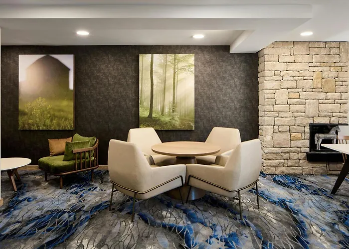 Fairfield Inn & Suites Cleveland Avon