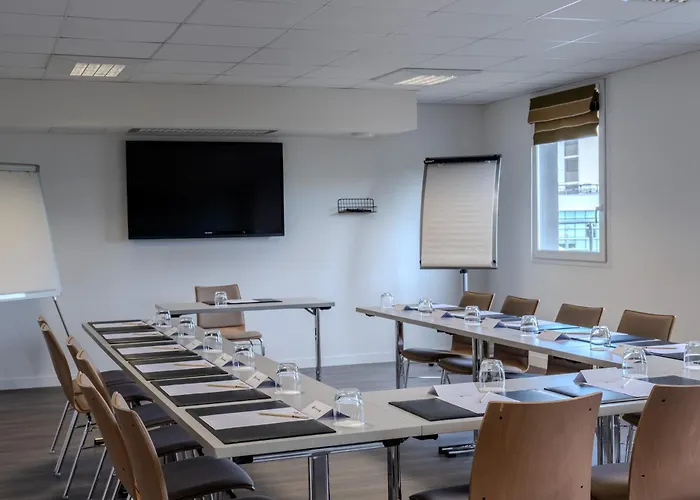 Best Western Plus Paris Velizy