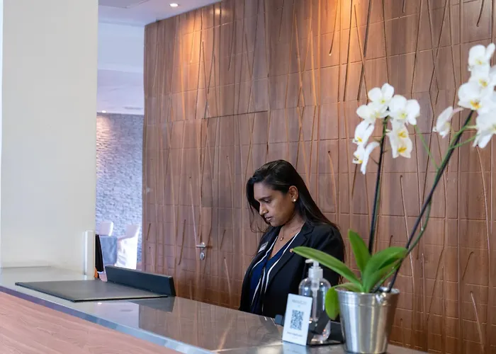 Best Western Plus Paris Velizy