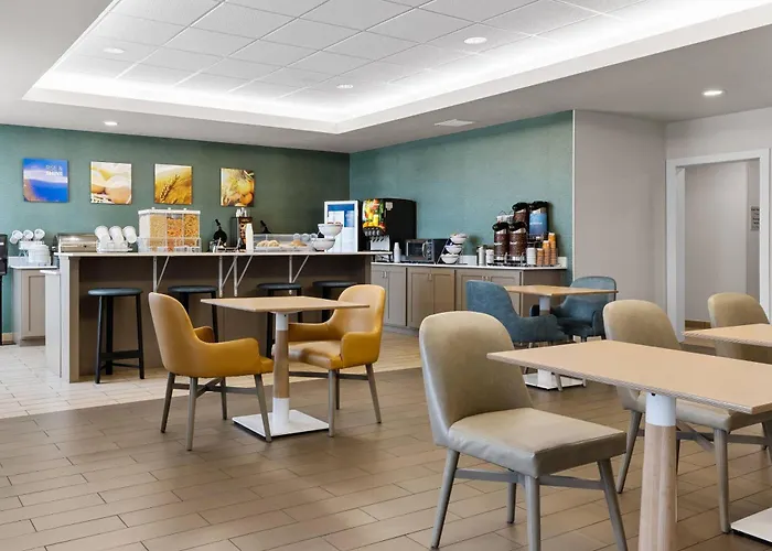 Comfort Inn & Suites Marion I-57
