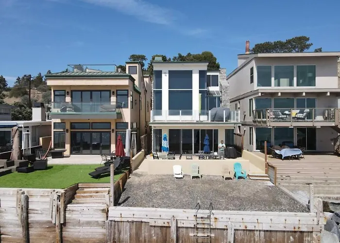 Ocean Front - Stunning Views- Vacation Paradise!!