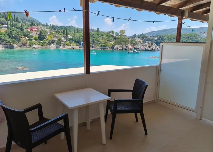 Dolphin Sea View Rooms