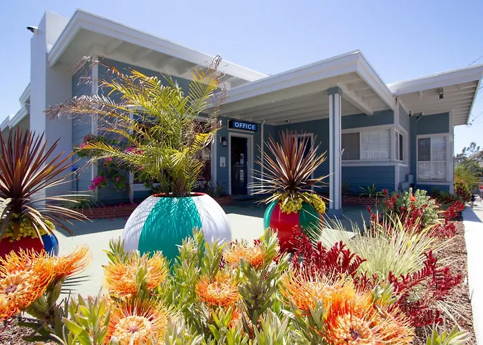 Edgewater Beach Inn