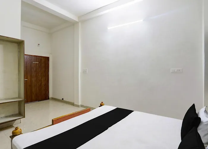 Hotel O Dhan Mahal Resort