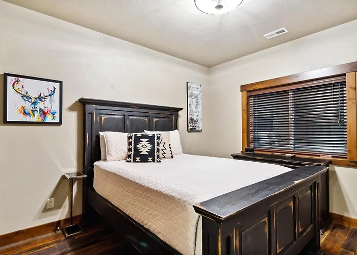 Baker Loft 302
