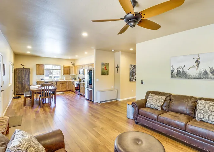 Patio & Atv Trail Access: Quiet Cabin In Show Low